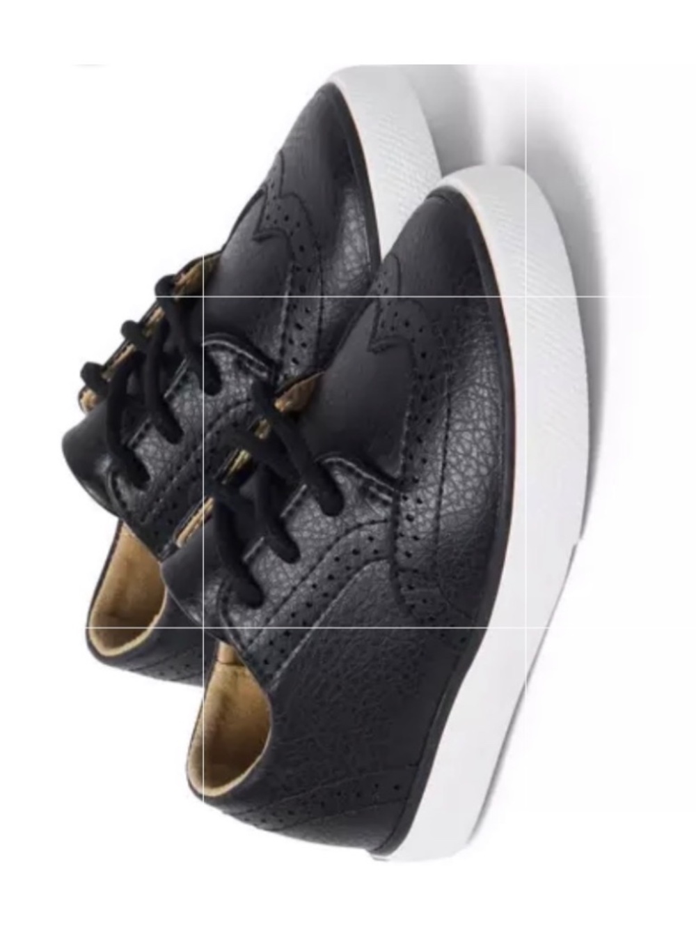 Janie & Jack Wingtip Sneaker